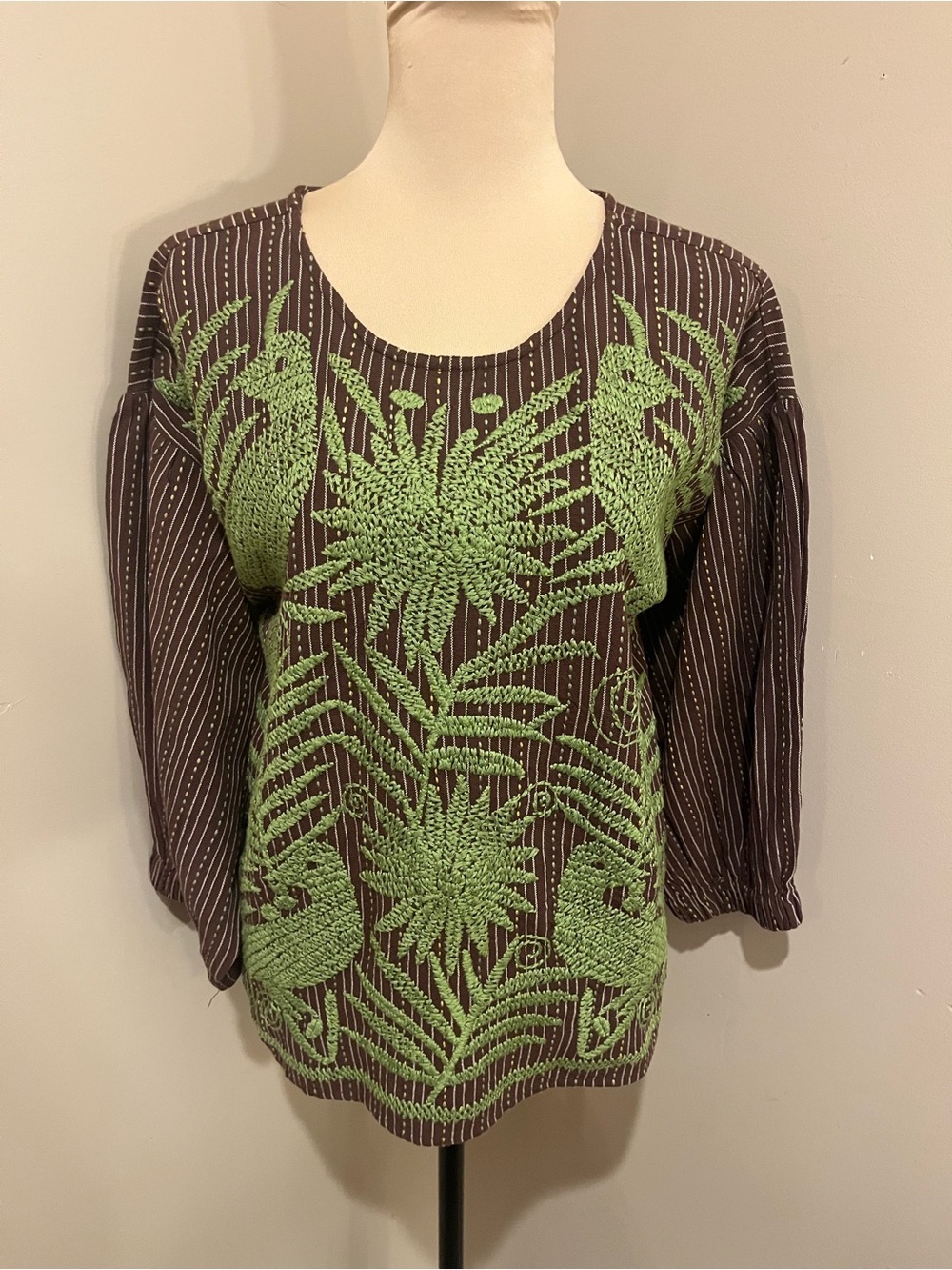 Sister Jane Brown Top with Green Embroidered Botanical Motif, size Large boho